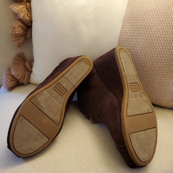 Toms Suede Booties - Picture 3 of 3